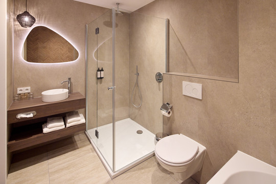 comfort plus bathroom