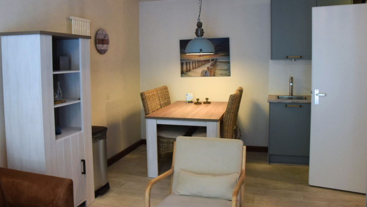 Wohnung 70 eettafel